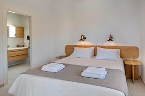 Tania Villa - Elegant 4 BR Villa With Private Pool