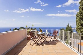 Funchal Bay View Villa by Homie