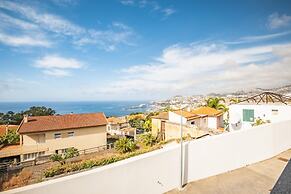 Uptown Sea View by Homie