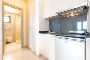 Pan Asia Seaview Apartment 3