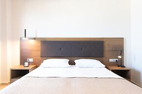 Pan Asia Seaview Apartment 3