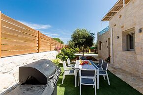 Villa Vera - With Private Pool Jacuzzi