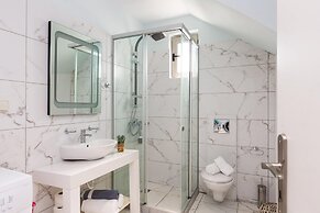 Villa Vera - With Private Pool Jacuzzi