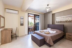 Villa Chnaris - Private Pool and Sauna
