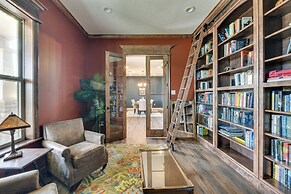 Spacious Lake Charles Craftsman - Pet Friendly!