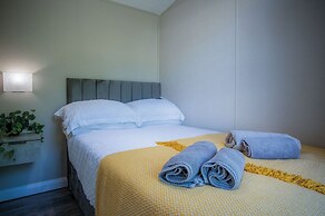 The Studio - 1 Bedroom Cabin - Amroth