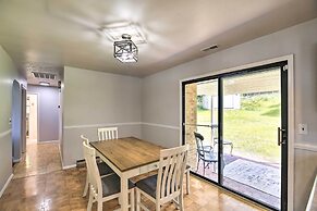 Bluefield Retreat w/ Pool Table: Near Parks!