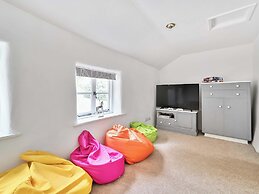 2 Pigsfoot Cottages
