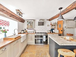 2 Pigsfoot Cottages