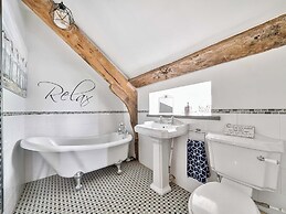 2 Pigsfoot Cottages