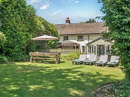 2 Pigsfoot Cottages