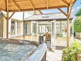 2 Pigsfoot Cottages