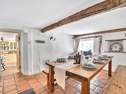 2 Pigsfoot Cottages