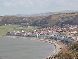 Apartment 2 - Llandudno Central