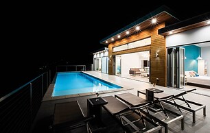Luxury St Croix Home w/ Oceanfront Pool & Views