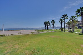 Gulf-view Condo: Private Patio, Pool & Golf!