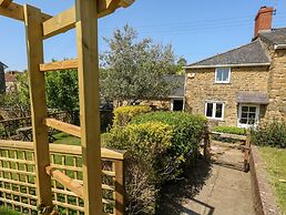 Tiddlers Cottage