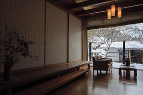 Nukumorino-yado Komanoyu