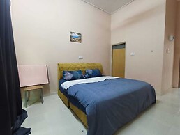 OYO 90799 Sharhan Residence