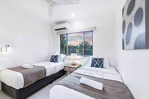 ZENHOUSE STYLISH - 3BR Home near Shops