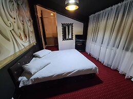 Karma caffe&rooms