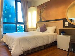 Happiness Inn