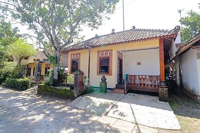 Hotel Ndalem Ayem
