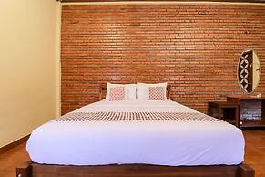 Hotel Ndalem Ayem