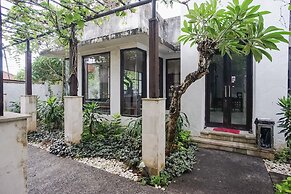 Queen Rose Villa & Spa