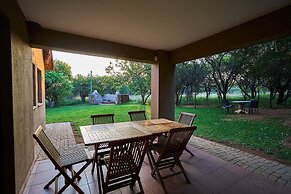 Sable Ranch Bush Lodge
