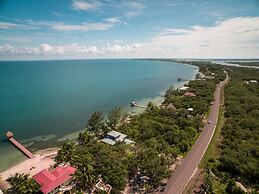 Villa Mission Bay in Belize City