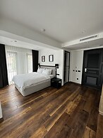 Be Side Hotel