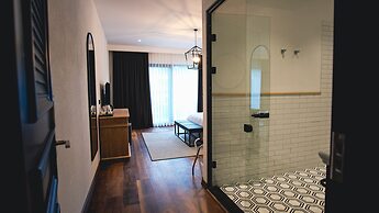 Be Side Hotel