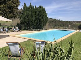 The Grand Longere