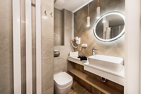 Aurum Aparthotel