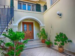 Villa Afionas