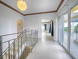 Villa Afionas