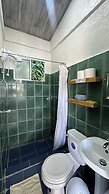Rooms & Pool Macaws
