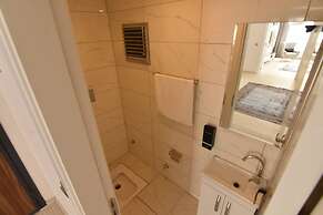 Nora Suite