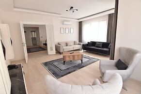 Nora Suite