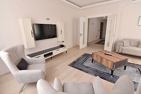 Nora Suite