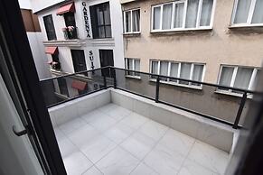 Nora Suite