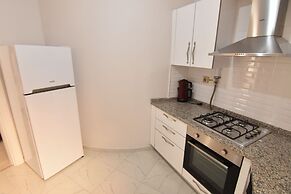 Nora Suite