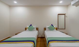 Treebo Purva Crest, Gachibowli DLF