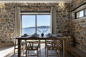 Lichnos Luxury Suite