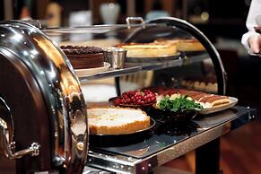 Crowne Plaza Madrid - Centre Retiro by IHG