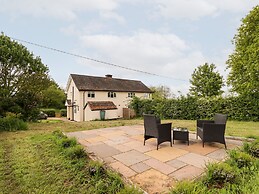 6 Hillside Cottages