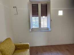 Immaculate 3-bed, Sleeps 6, Parking