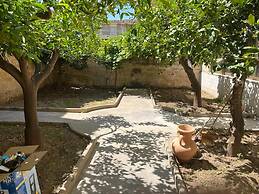 Immaculate 3-bed, Sleeps 6, Parking