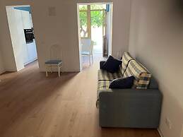 Immaculate 3-bed, Sleeps 6, Parking